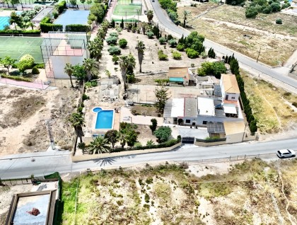 Resale - Finca - Los Montesinos