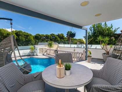 Resale - Quatro house - Mil Palmeras - Riomar