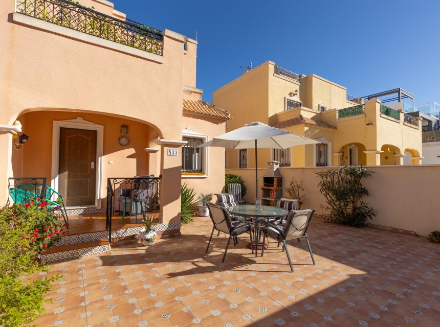 Resale - Quatro house - Orihuela Costa - PAU 8