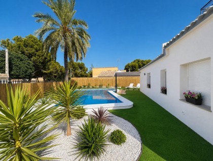 Resale - Semi-detached - Orihuela Costa - Punta Prima