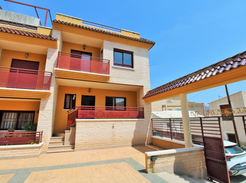 Resale - Semi-detached - Orihuela - Los Desamparados