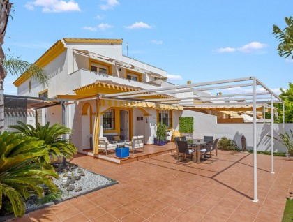 Resale - Semi-detached - Torre de la Horadada - Pueblo Latino