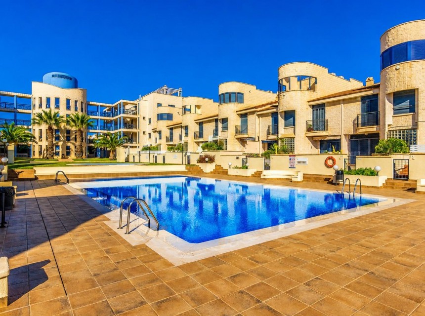 Resale - Townhouse - Cabo Roig