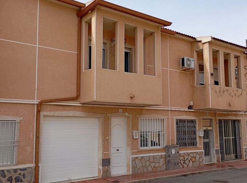 Resale - Townhouse - Daya Vieja