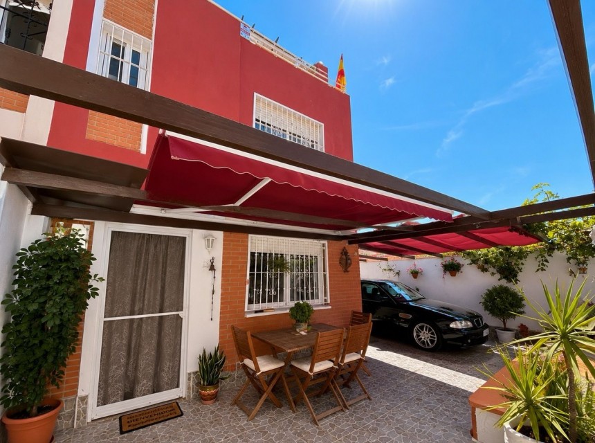 Resale - Townhouse - Los Altos