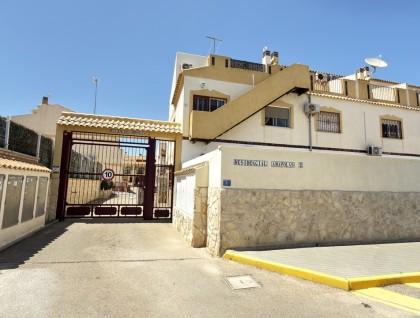 Resale - Townhouse - Orihuela Costa - La Zenia