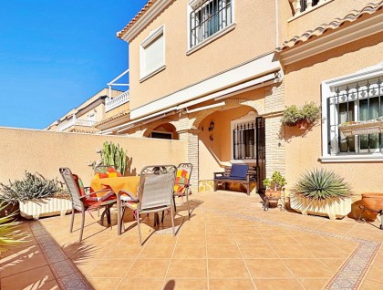 Resale - Townhouse - Orihuela Costa - Villamartín