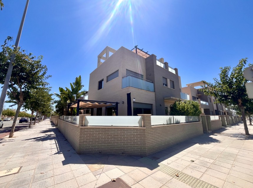 Resale - Townhouse - Torre de la Horadada