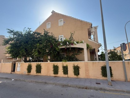 Resale - Townhouse - Torre de la Horadada