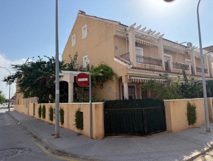 Resale - Townhouse - Torre de la Horadada