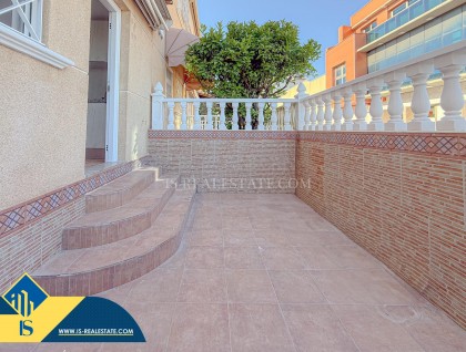 Resale - Townhouse - Torrevieja - Centro