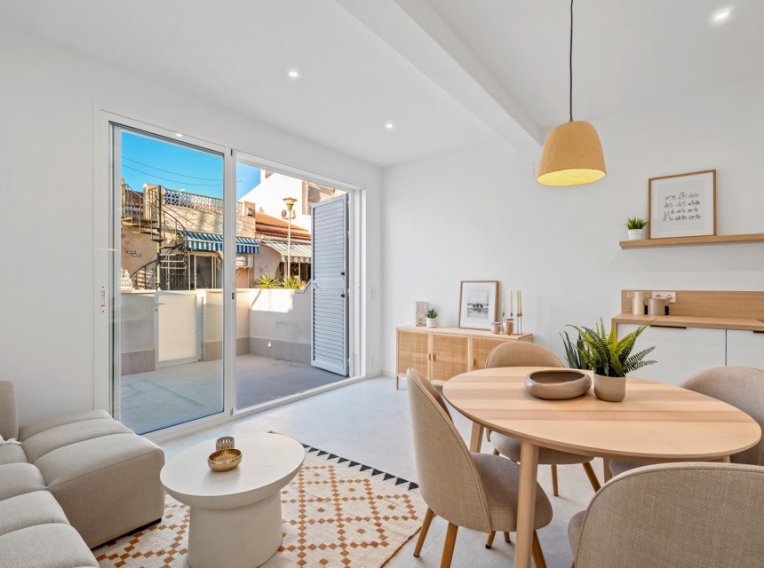 Resale - Townhouse - Torrevieja - El Chaparral