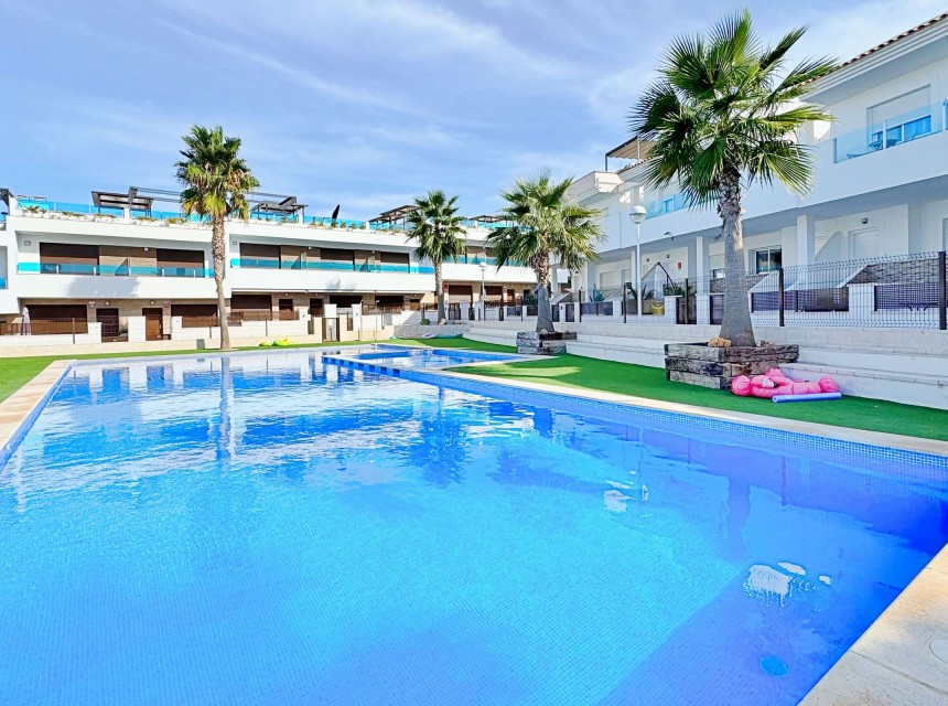 Resale - Townhouse - Torrevieja - Los Balcones