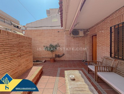 Resale - Townhouse - Torrevieja - Playa de los locos