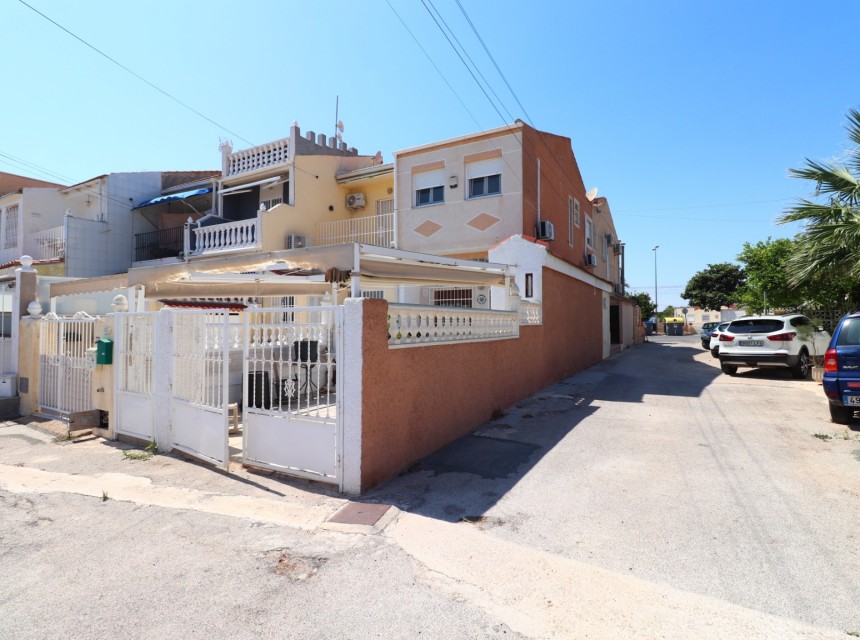 Resale - Townhouse - Torrevieja - Torretas