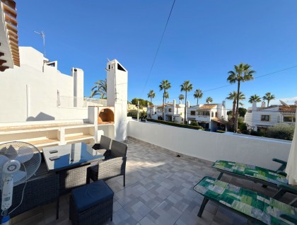 Resale - Townhouse - Villamartín