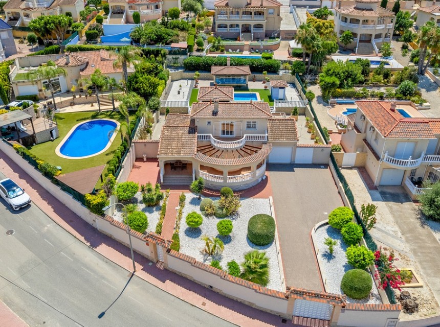 Resale - Villa - Algorfa - Algorfa Centro