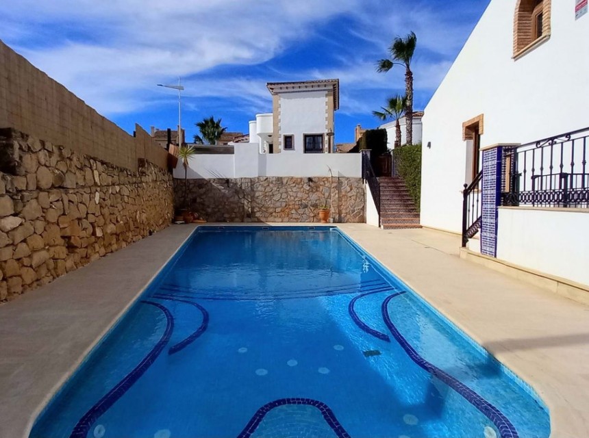 Resale - Villa - Algorfa - Algorfa Centro