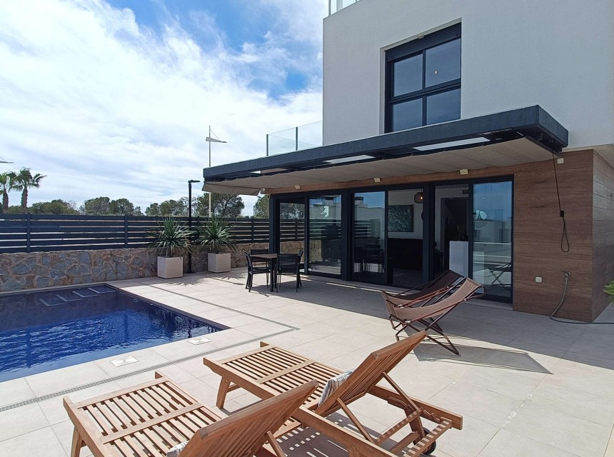 Resale - Villa - Algorfa - La Finca golf