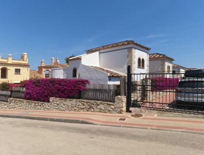 Resale - Villa - Algorfa - La Finca golf