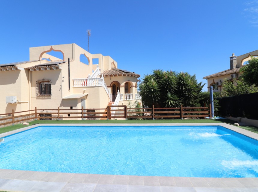 Resale - Villa - Algorfa - Lomas De La Juliana