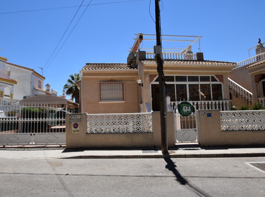 Resale - Villa - Algorfa - Montemar