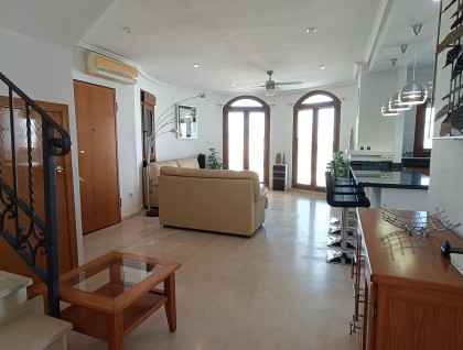 Resale - Villa - Algorfa