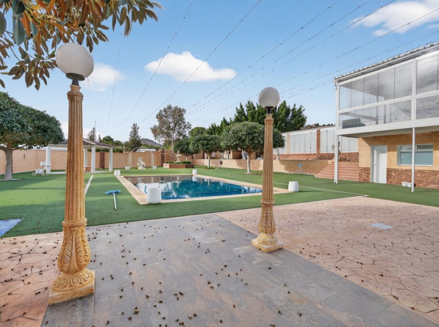 Resale - Villa - Alicante - Rebolledo