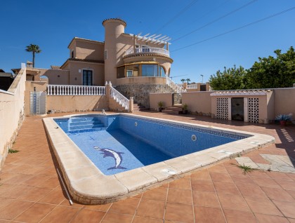 Resale - Villa - Benijófar