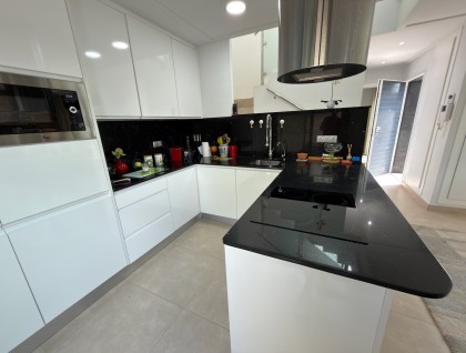 Resale - Villa - Benijófar
