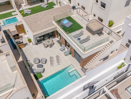 Resale - Villa - Benijófar