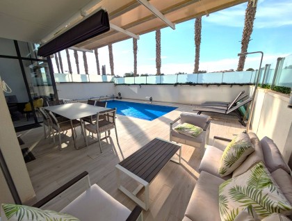 Resale - Villa - Cabo Roig