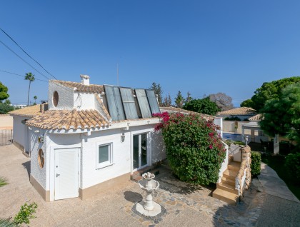 Resale - Villa - Campoamor - Lomas de Don Juan