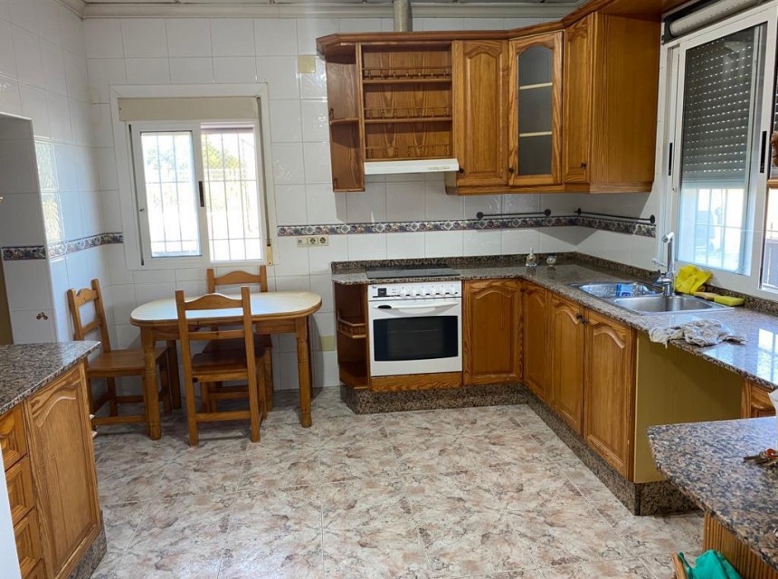 Resale - Villa - Catral