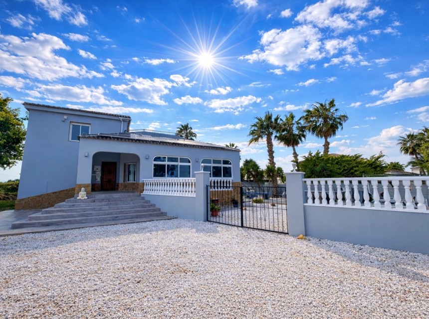 Resale - Villa - Catral