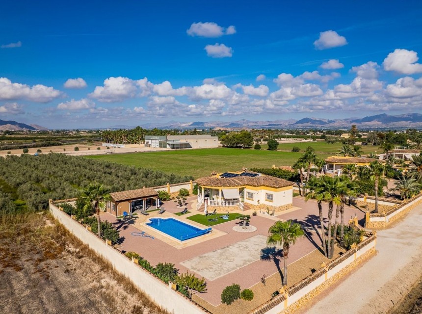 Resale - Villa - Catral