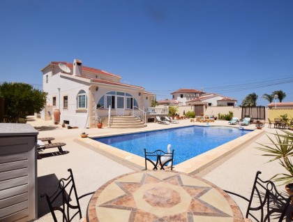 Resale - Villa - Ciudad Quesada/Rojales - Central Quesada