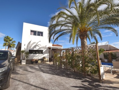 Resale - Villa - Ciudad Quesada/Rojales - Central Quesada