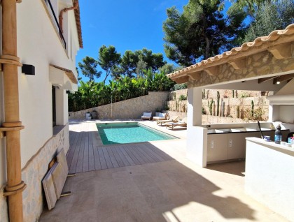 Resale - Villa - COSTA D'EN BLANES - Costa d'en Blanes