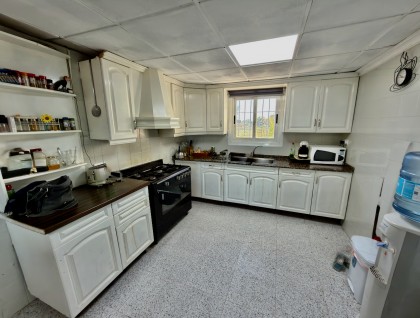 Resale - Villa - Dolores