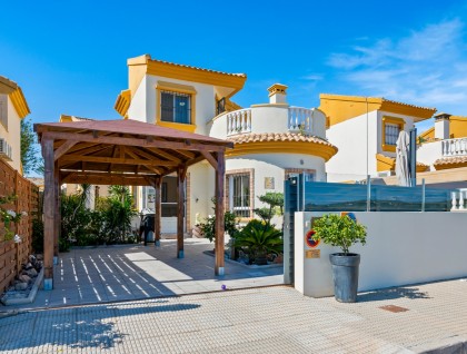 Resale - Villa - Guardamar - El Raso