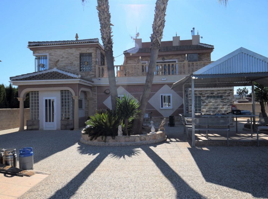 Resale - Villa - Guardamar - Huerta de Guardamar