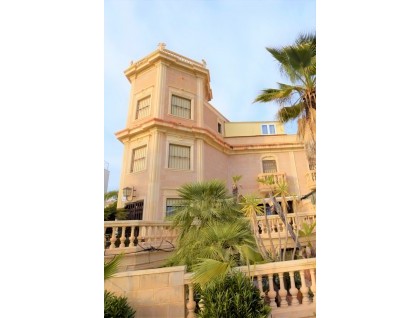 Resale - Villa - Guardamar - Urb. El Moncayo