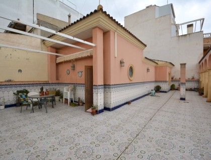 Resale - Villa - Guardamar