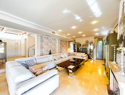 Resale - Villa - La Mata, Torrevieja - La Mata