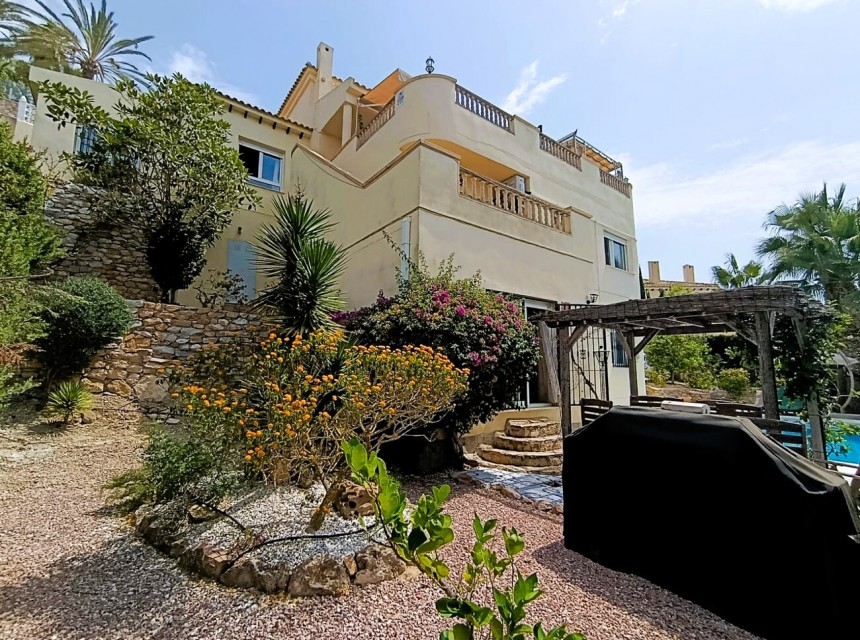 Resale - Villa - Las Ramblas Golf - Las Ramblas