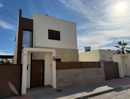 Resale - Villa - Los Montesinos