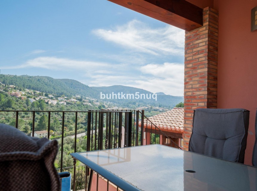 Resale - Villa - Orba - Orba Centro