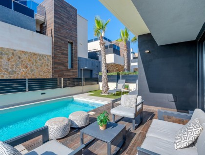 Resale - Villa - Orihuela Costa - Cabo Roig