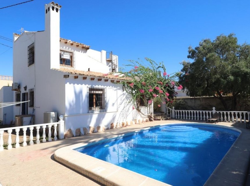 Resale - Villa - Orihuela Costa - Cabo Roig